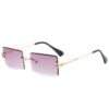 Women's Retro Sunglasses - Image 2